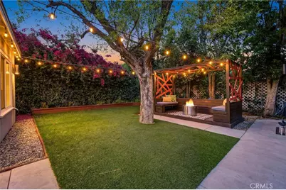 6830 Bothwell Road, Reseda, CA 91335 - Photo 23