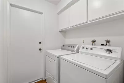 20027 Blythe Street, Winnetka, CA 91306 - Photo 13