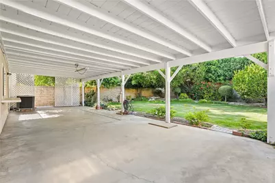 20027 Blythe Street, Winnetka, CA 91306 - Photo 23