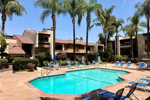 5800 Owensmouth Ave, Woodland Hills, CA 91367 - Photo 21