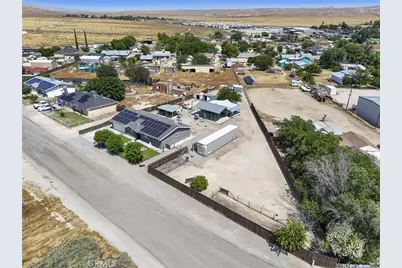 27522 Acacia, Taft, CA 93268 - Photo 9
