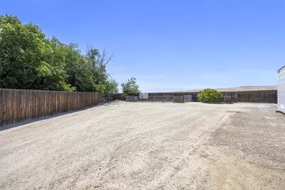 27522 Acacia, Taft, CA 93268 - Photo 43