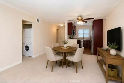 5540 Owensmouth Avenue #205, Woodland Hills, CA 91367 - Photo 3