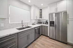 8434 Oakdale Ave, Winnetka, CA 91306 - Photo 13
