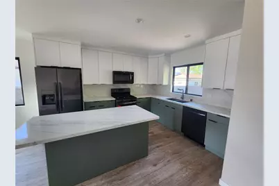 9033 Lindley Avenue, Northridge, CA 91325 - Photo 7