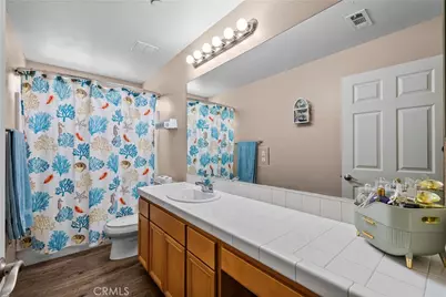 14552 Foothill, Sylmar, CA 91342 - Photo 27