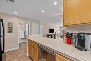14552 Foothill, Sylmar, CA 91342 - Photo 15