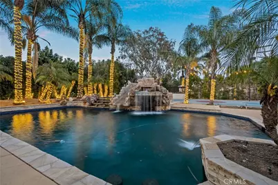 9735 Baden, Chatsworth, CA 91311 - Photo 35