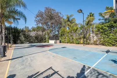9735 Baden, Chatsworth, CA 91311 - Photo 53