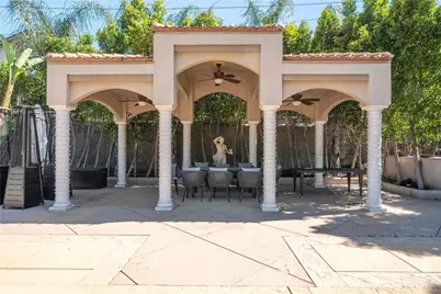 9735 Baden, Chatsworth, CA 91311 - Photo 47