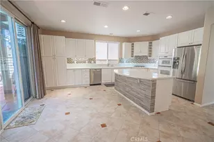 28437 Lobelia, Valencia, CA 91354 - Photo 5