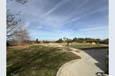 5739 Avenida Entrada, Palmdale, CA 93551 - Photo 21