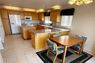5739 Avenida Entrada, Palmdale, CA 93551 - Photo 11