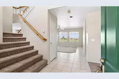 5739 Avenida Entrada, Palmdale, CA 93551 - Photo 7