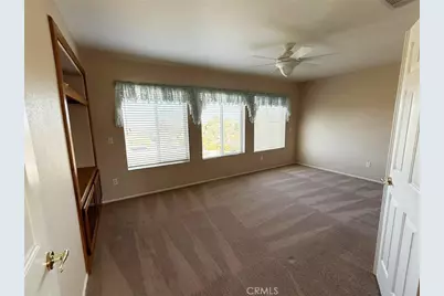 5739 Avenida Entrada, Palmdale, CA 93551 - Photo 7