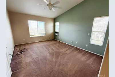 5739 Avenida Entrada, Palmdale, CA 93551 - Photo 13