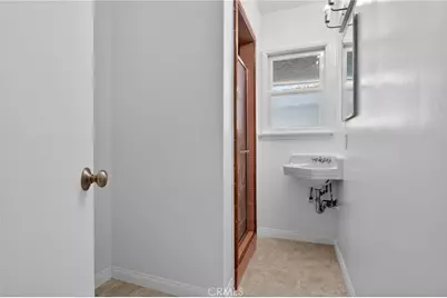 10542 White Oak Avenue, Granada Hills, CA 91344 - Photo 19