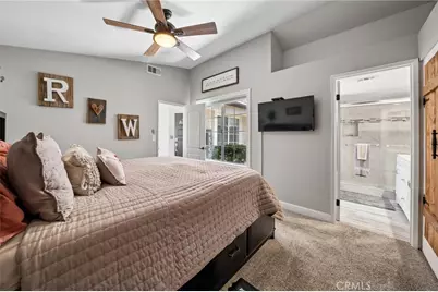 22911 Banyan Place #244, Saugus, CA 91390 - Photo 21