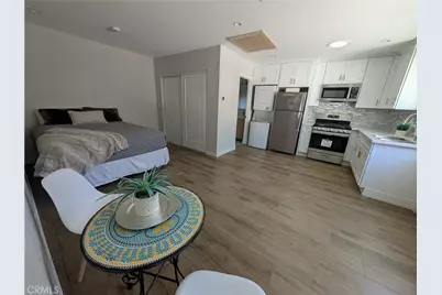 23130 Victory, Woodland Hills, CA 91367 - Photo 15