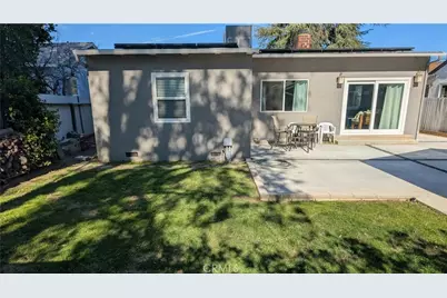 23130 Victory, Woodland Hills, CA 91367 - Photo 19
