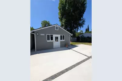 23130 Victory, Woodland Hills, CA 91367 - Photo 3