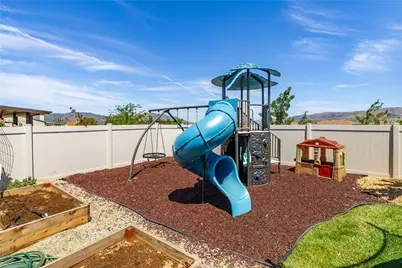 605 W Orchard, Tehachapi, CA 93561 - Photo 35