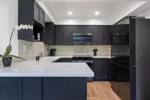1015 N Michillinda, Pasadena, CA 91107 - Photo 9