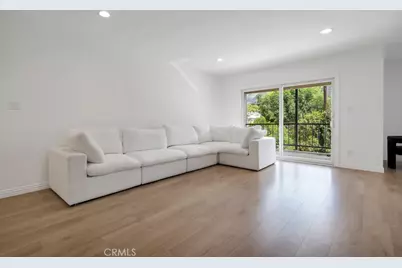 1015 N Michillinda #302, Pasadena, CA 91107 - Photo 5