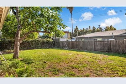 6819 Cantaloupe Avenue, Van Nuys, CA 91405 - Photo 35