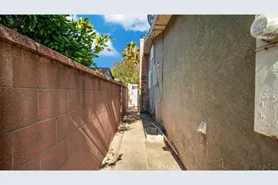 6819 Cantaloupe Avenue, Van Nuys, CA 91405 - Photo 41