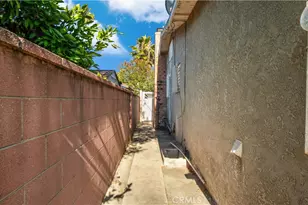 6819 Cantaloupe Ave, Van Nuys, CA 91405 - Photo 41