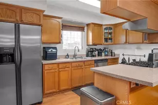 6819 Cantaloupe Ave, Van Nuys, CA 91405 - Photo 9