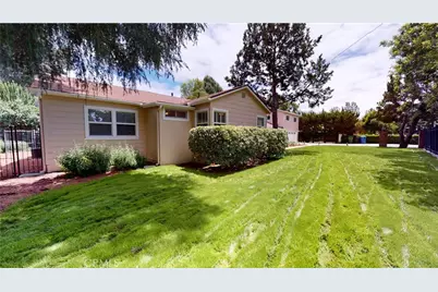 5430 Woodlake Avenue, Woodland Hills, CA 91367 - Photo 9