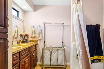 14239 Sherman Way #3, Van Nuys, CA 91405 - Photo 23