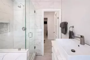 1657 S Garth Ave, Los Angeles, CA 90035 - Photo 17