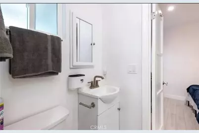 1657 S Garth Ave, Los Angeles, CA 90035 - Photo 17
