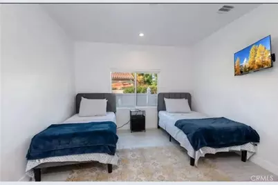 1657 S Garth Ave, Los Angeles, CA 90035 - Photo 11