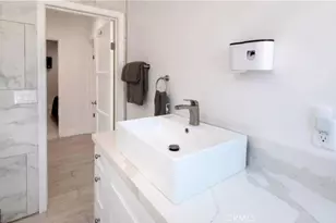 1657 S Garth Ave, Los Angeles, CA 90035 - Photo 19