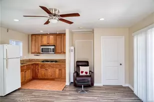 15450 Archwood, Van Nuys, CA 91406 - Photo 13