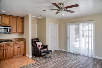 15450 Archwood, Van Nuys, CA 91406 - Photo 9