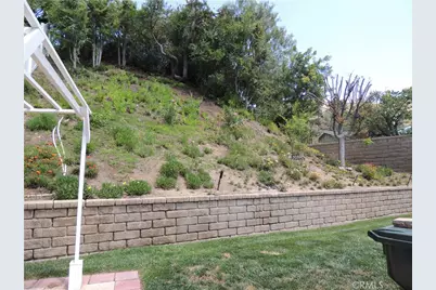 27246 Via Marcia, Saugus, CA 91350 - Photo 21