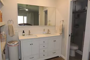 27246 Via Marcia, Saugus, CA 91350 - Photo 17