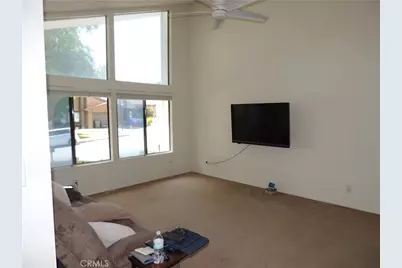 27246 Via Marcia, Saugus, CA 91350 - Photo 5