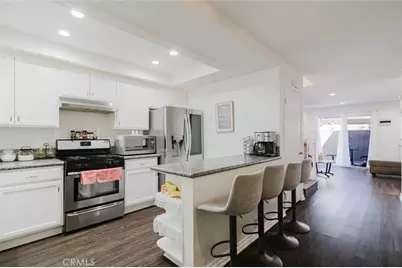 14345 Foothill Boulevard #107, Sylmar, CA 91342 - Photo 7