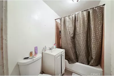 310 Madison Street, Bakersfield, CA 93307 - Photo 17