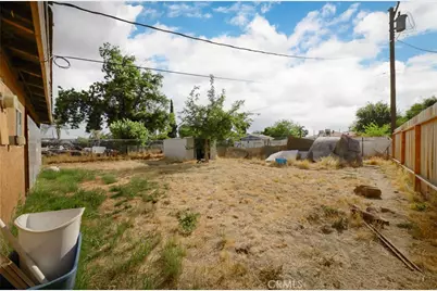 310 Madison Street, Bakersfield, CA 93307 - Photo 27