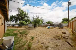 310 Madison St, Bakersfield, CA 93307 - Photo 27