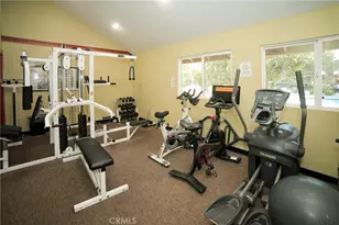 7101 Farralone Ave, Canoga Park, CA 91303 - Photo 29