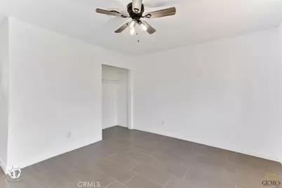 900 Pacheco, Bakersfield, CA 93307 - Photo 17