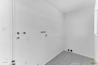 900 Pacheco, Bakersfield, CA 93307 - Photo 19